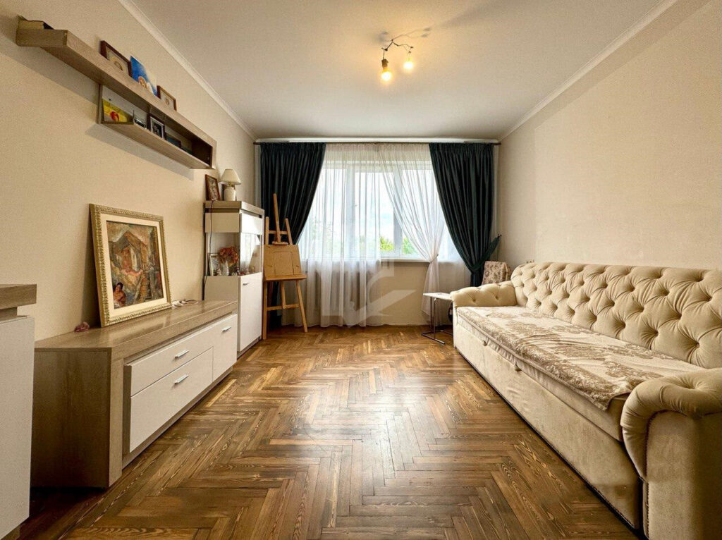 В Минске сдают квартиру для творческой семьи. Сколько в месяц?