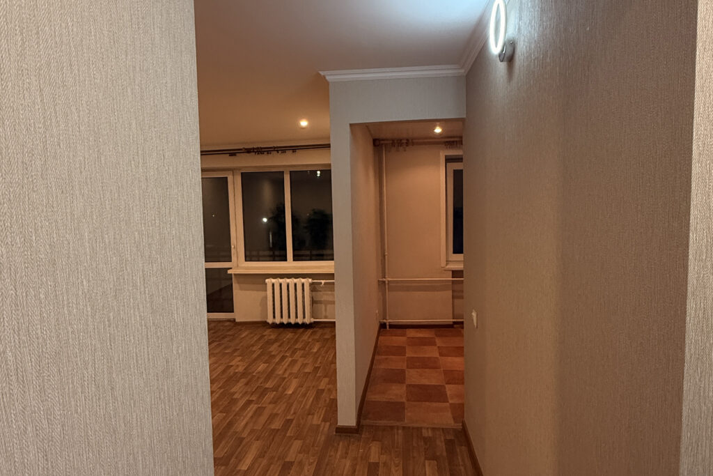 Полупустую квартиру в Минске сдают почти за 400 долларов. Стоит ли она того?