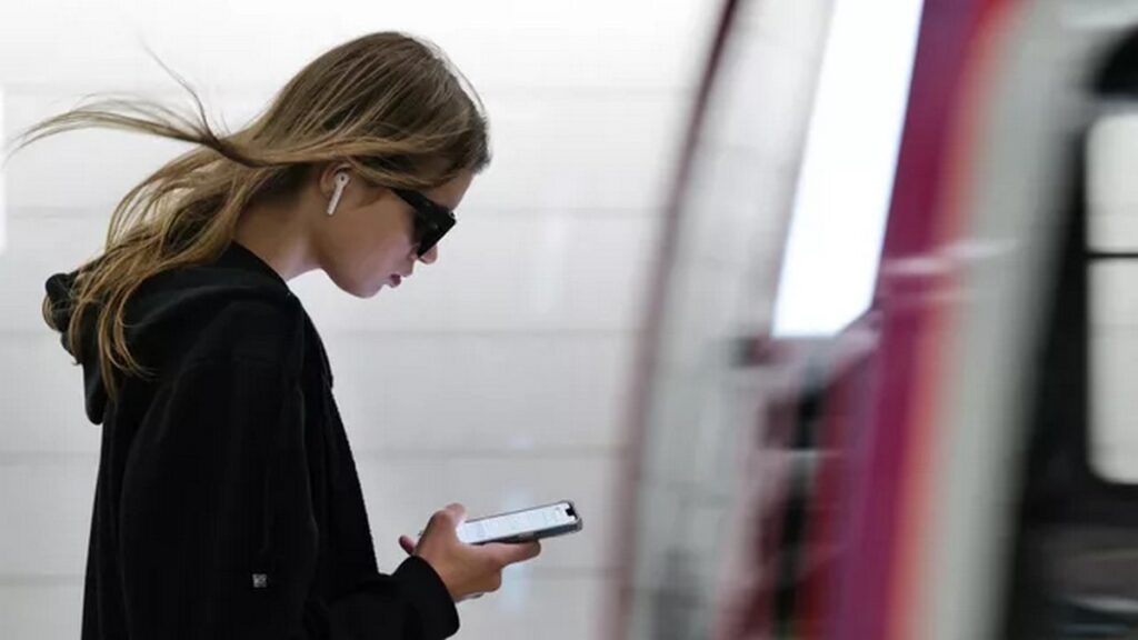 Пассажиры становятся легкой добычей для интернет-аферистов — и вот почему