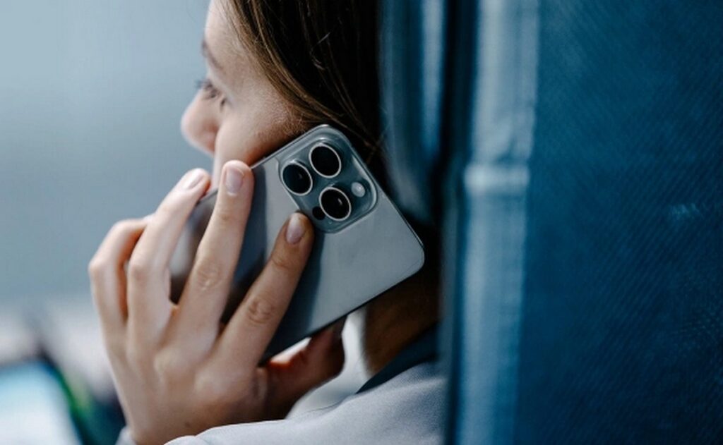 В Солигорском РОВД рассказали, как работают мошенники по схеме двойного звонка