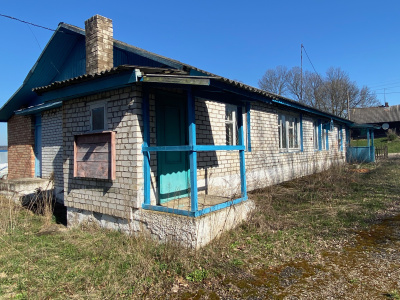 Столовую с землёй под Минском выставили на аукцион: цена упала на 20%