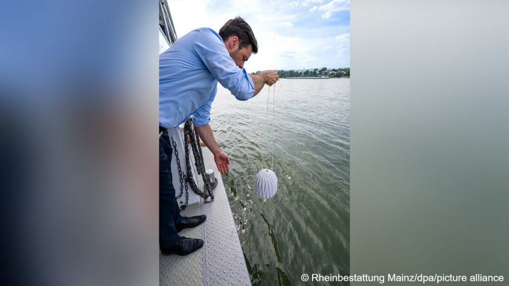Новые реалии Германии: немцы экономят на еде и вводят речные захоронения