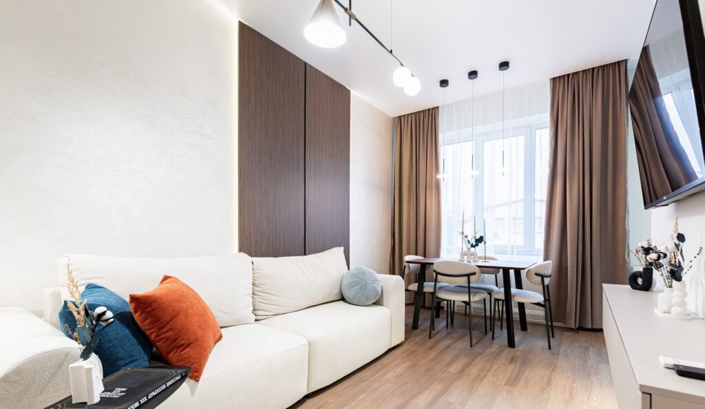 В Минске продается стильная сталинка с дизайнерским ремонтом — узнали цену