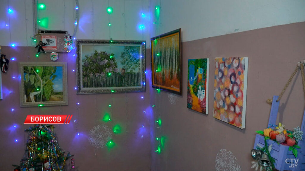 Подъезд в четырёхэтажке Борисова стал арт-галереей