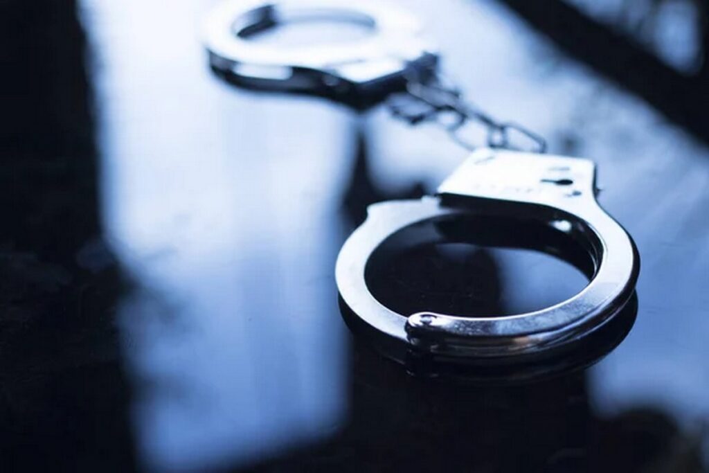 В Беларуси руководителей трёх страховых компаний обвиняют во взятках на 1,2 млн рублей