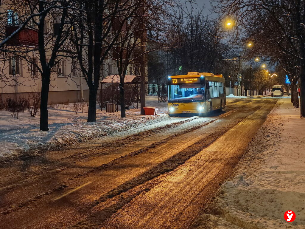 Почему в мороз опаздывают электробусы и троллейбусы: объяснение «Минсктранса»