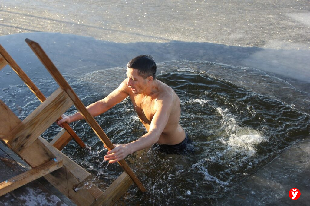 Более 80 медработников Минщины будут дежурить в местах крещенских купаний