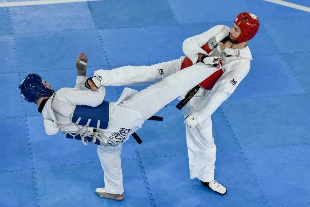 Всемирная федерация тхэквондо допустила белорусов до состязаний с флагом и гимном