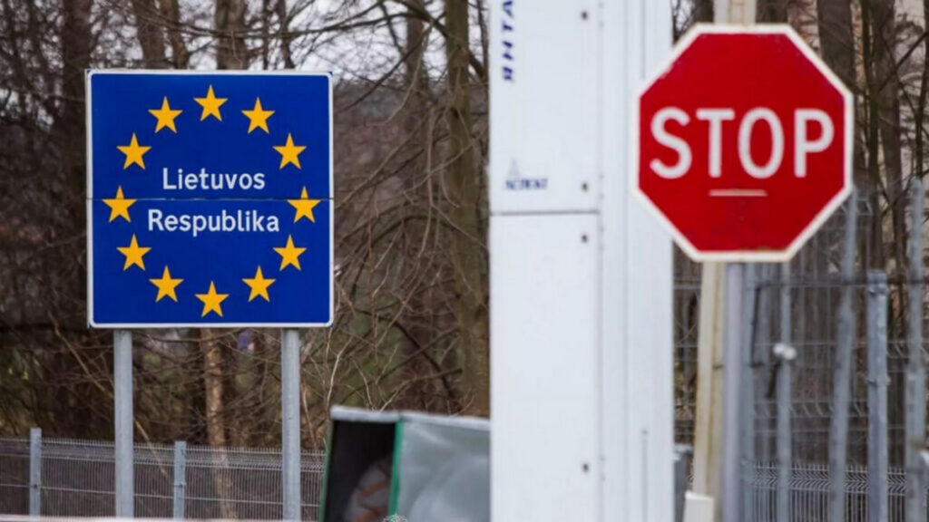 Литва запретила въезд белорусским фурам с более чем 200 л топлива в баках