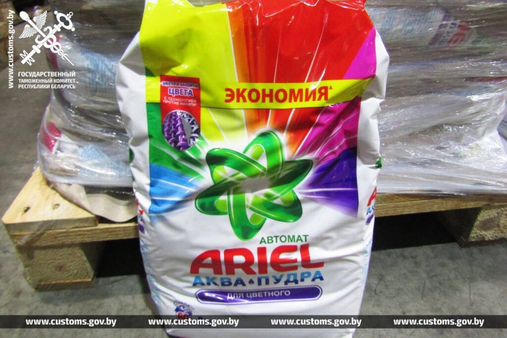 Подмена груза на границе: из Польши пытались ввезти дорогой порошок под видом дешёвого