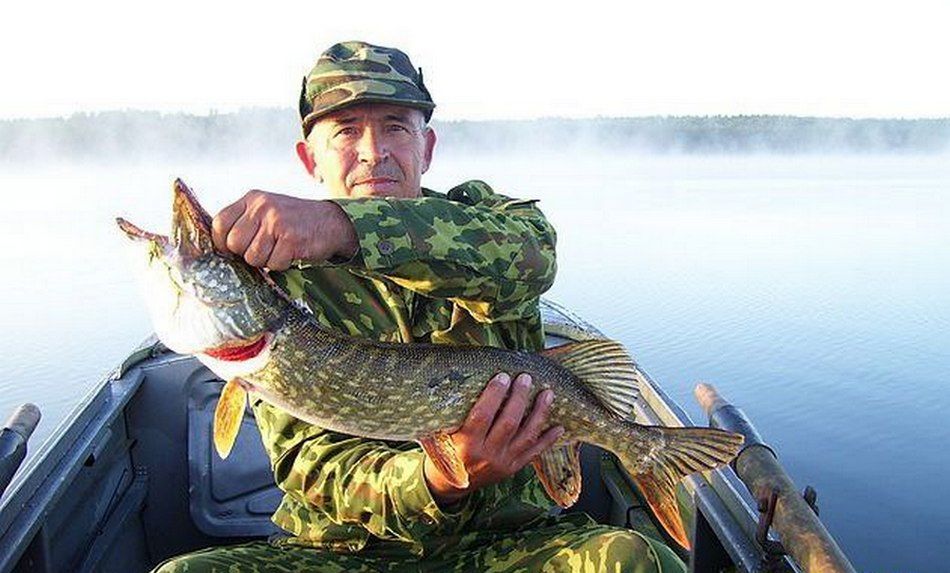 Почему рыбак из Мяделя отпускает щуку и возвращается на озеро снова