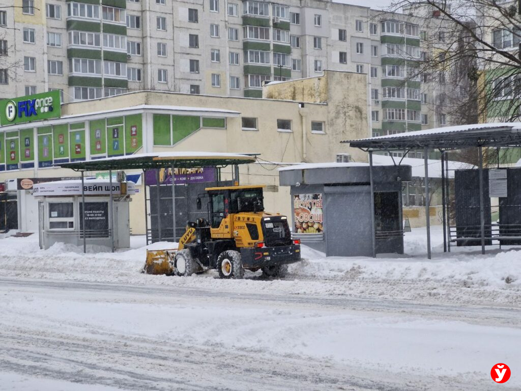 Из-за непогоды возможны задержки общественного транспорта на Минщине: куда обращаться пассажирам
