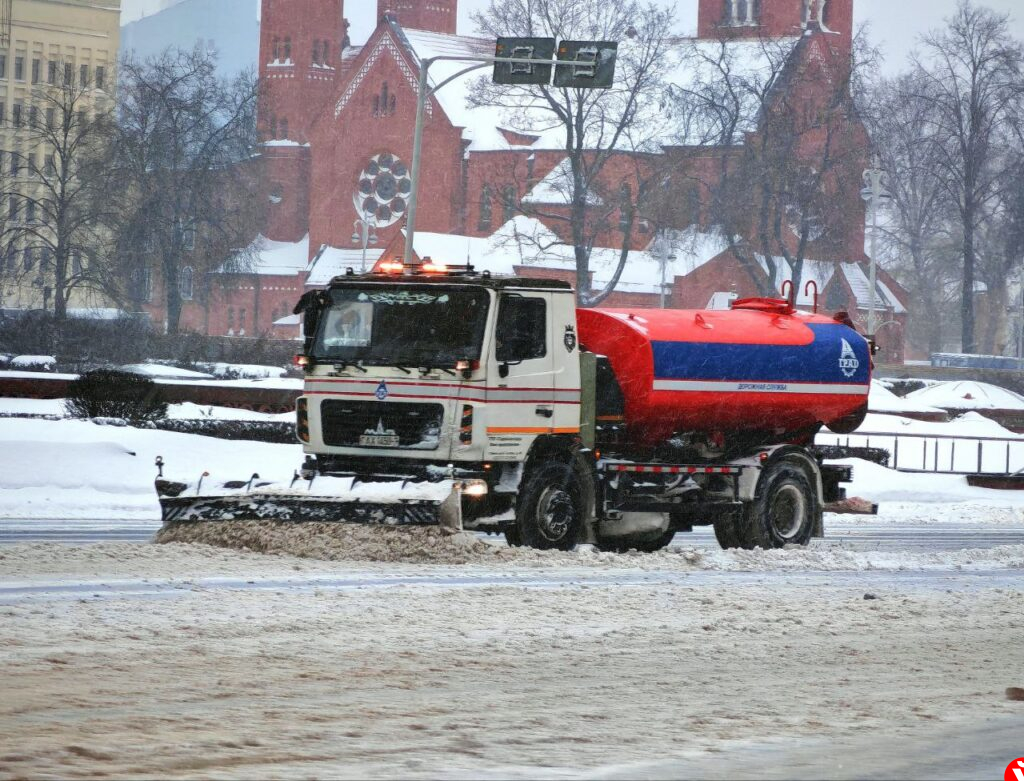 Морозы крепчают: 10 января на дорогах сохранится гололедица
