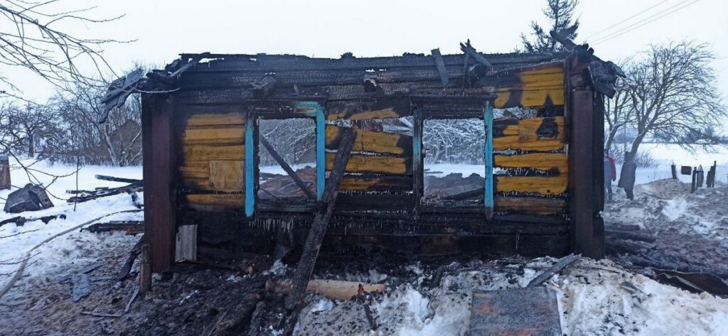На утреннем пожаре в Несвижском районе погиб мужчина