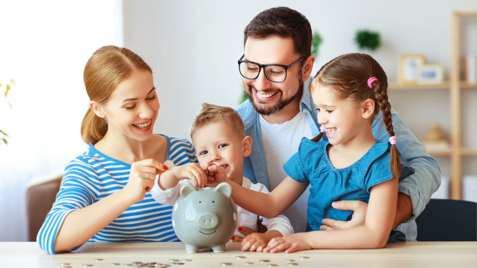 Как накопить деньги на мечту и не отказаться от радостей жизни: советы финансового эксперта