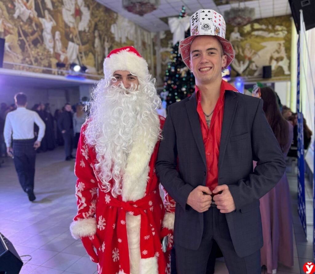 Как молодёжь Минской области праздновала карнавал «Новогоднее чудо» в Вилейке