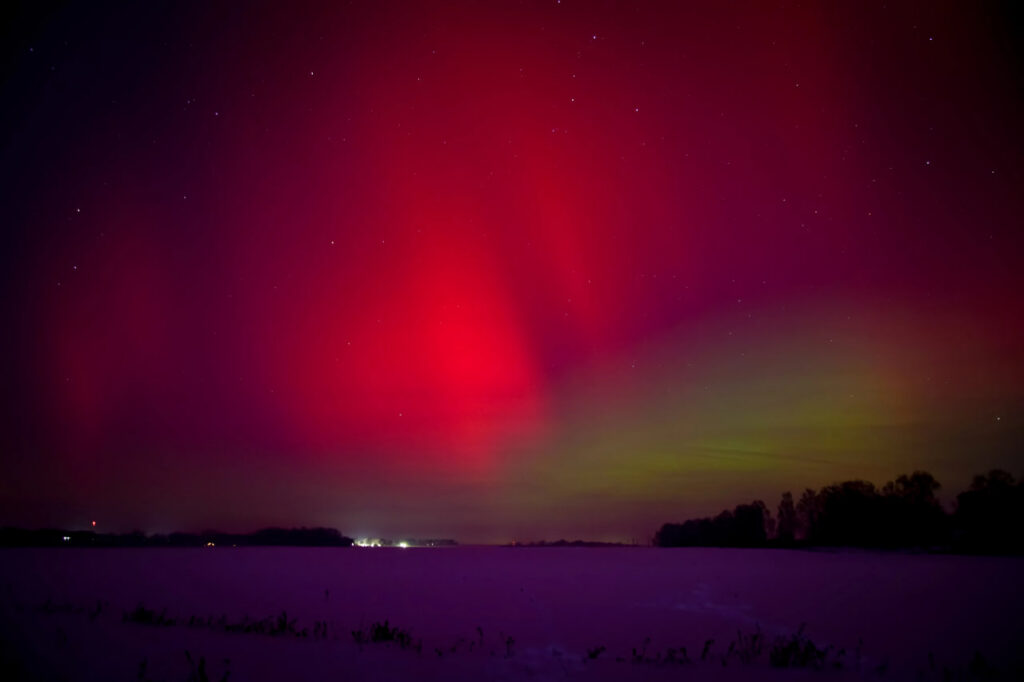 Мощнейшее полярное сияние озарило ночное небо Беларуси