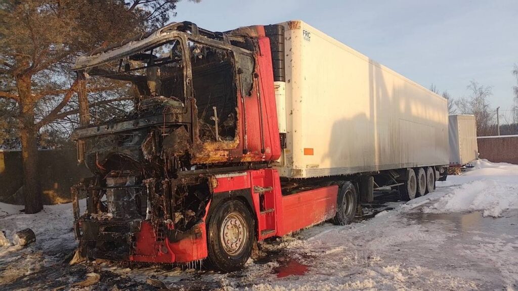 В Воложинском районе горела фура