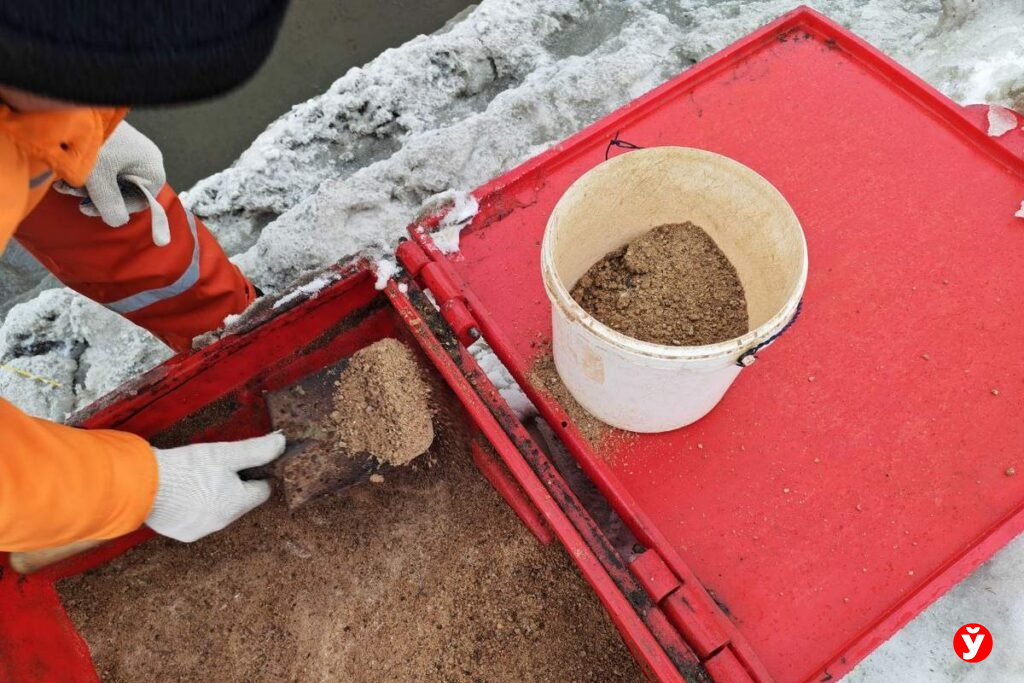 Циклон «Леони» атакует — коммунальщики Минщины за ночь спасли тысячи дорог от гололедицы