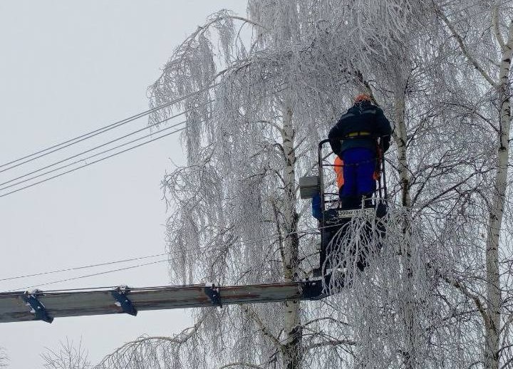 Минская область пострадала больше всего: продолжается восстановление электроснабжения