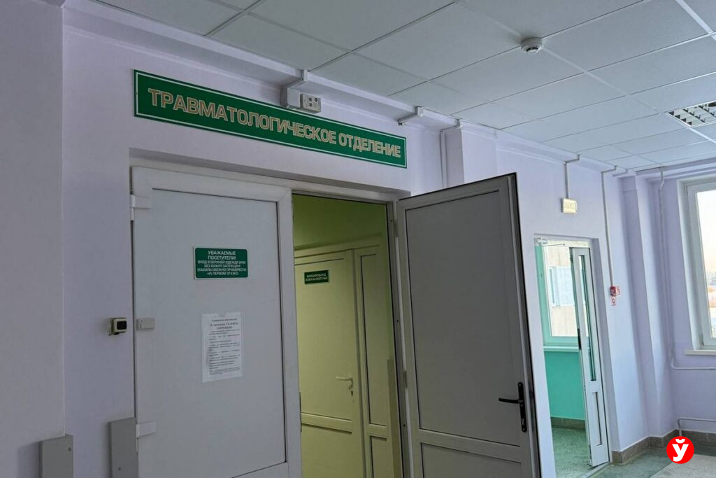 Ледяной дождь и переполненное отделение больницы: почему в Жодино всё не так, как кажется