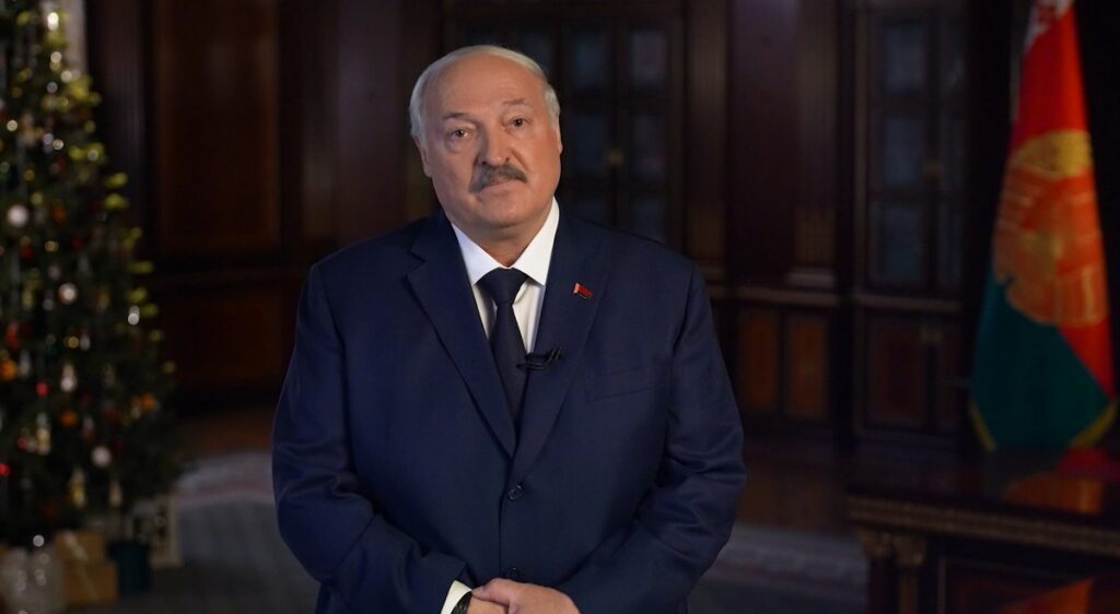 «Годно! Одобряем»: в соцсетях реагируют на объявление Президентом Года белорусской женщины