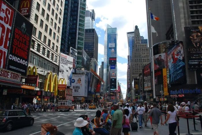 Секта Муна 2.0: как религиозные структуры выходят за пределы храмов