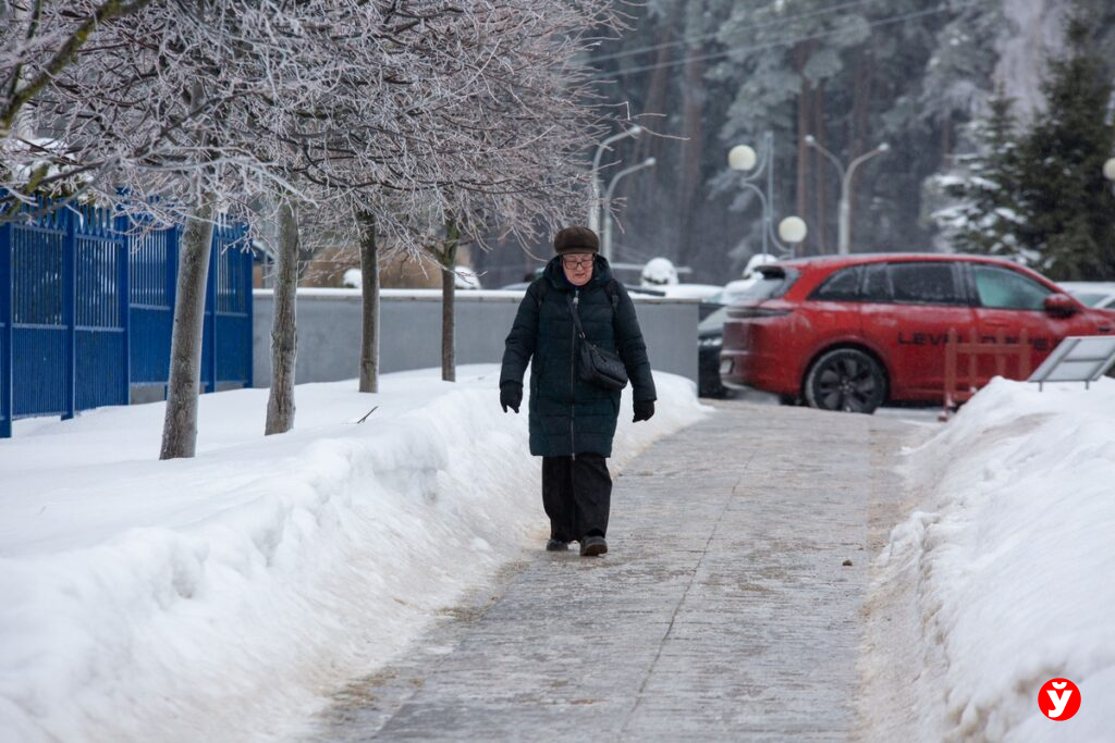 Рост пенсий, мобильный «безлимит» и справка из военкомата: что изменится для белорусов с февраля