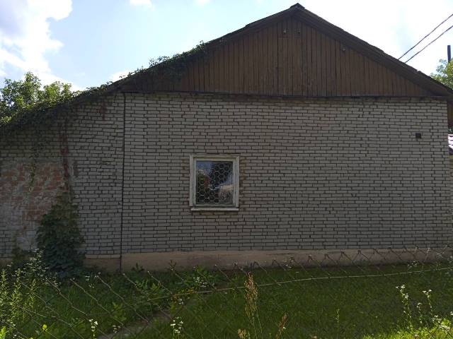 Под Вилейкой выставили на торги магазин автозапчастей — здание под бизнес