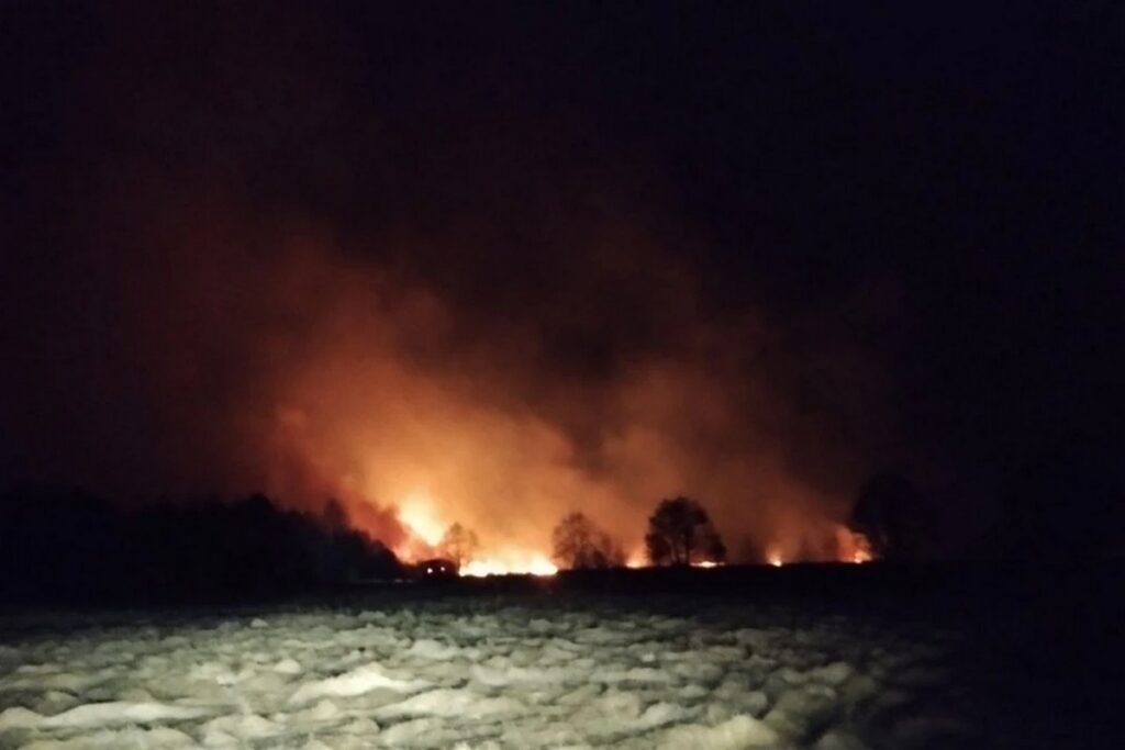 Ночью на пожаре в Пуховичском районе погиб хозяин дома