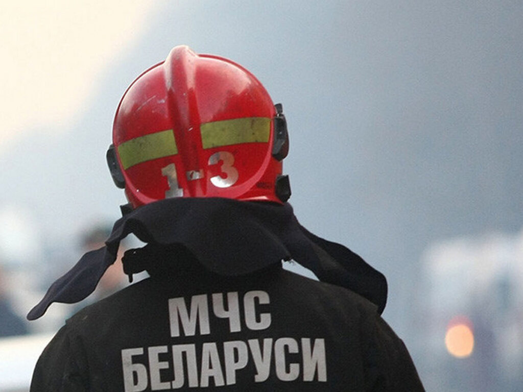 В Минском районе сгорел легковой автомобиль, есть жертва