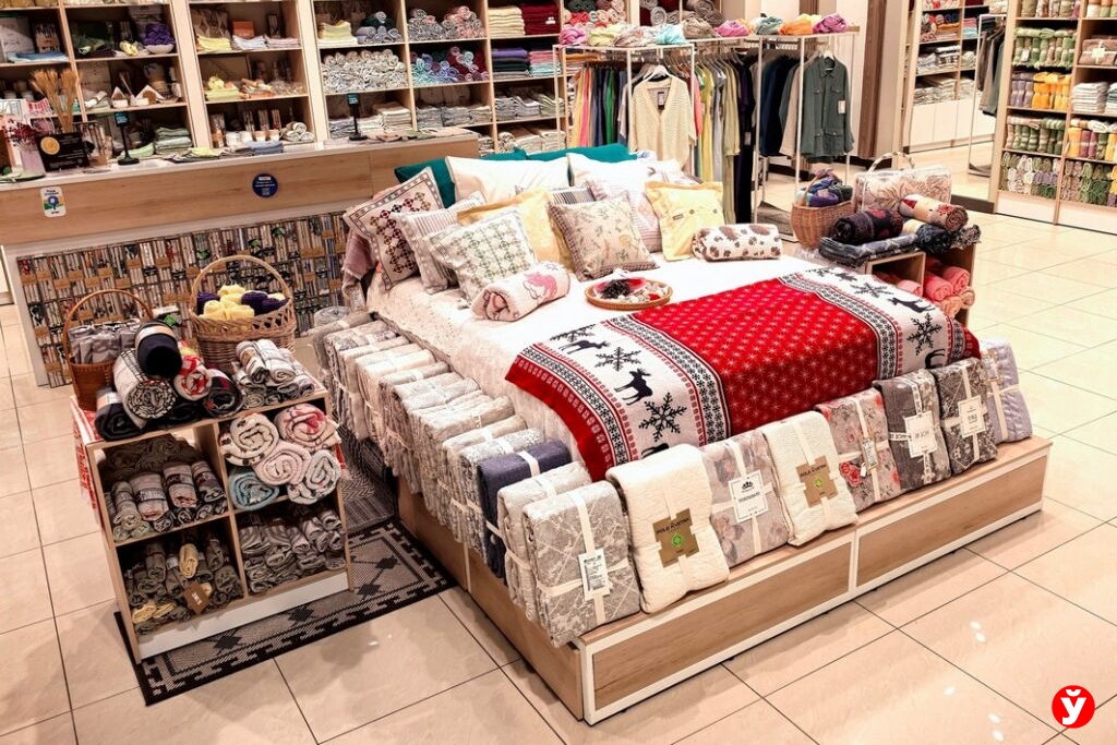 От зефира до постельного белья — что везут туристы, побывавшие на каникулах в Беларуси