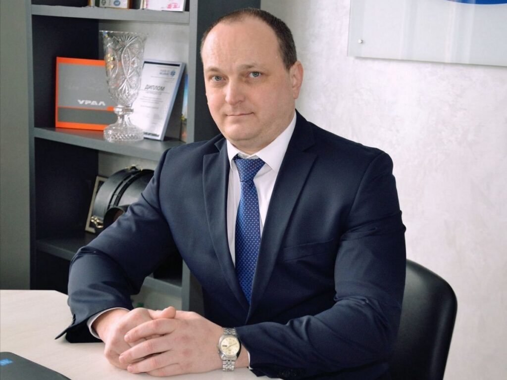 Директор Сергей Молосай