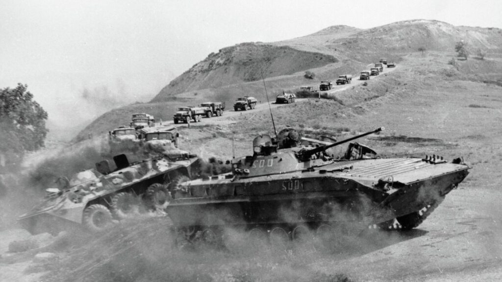 Прикрыл своих бойцов в Афганистане и навечно остался в строю. История поэта Александра Стовбы