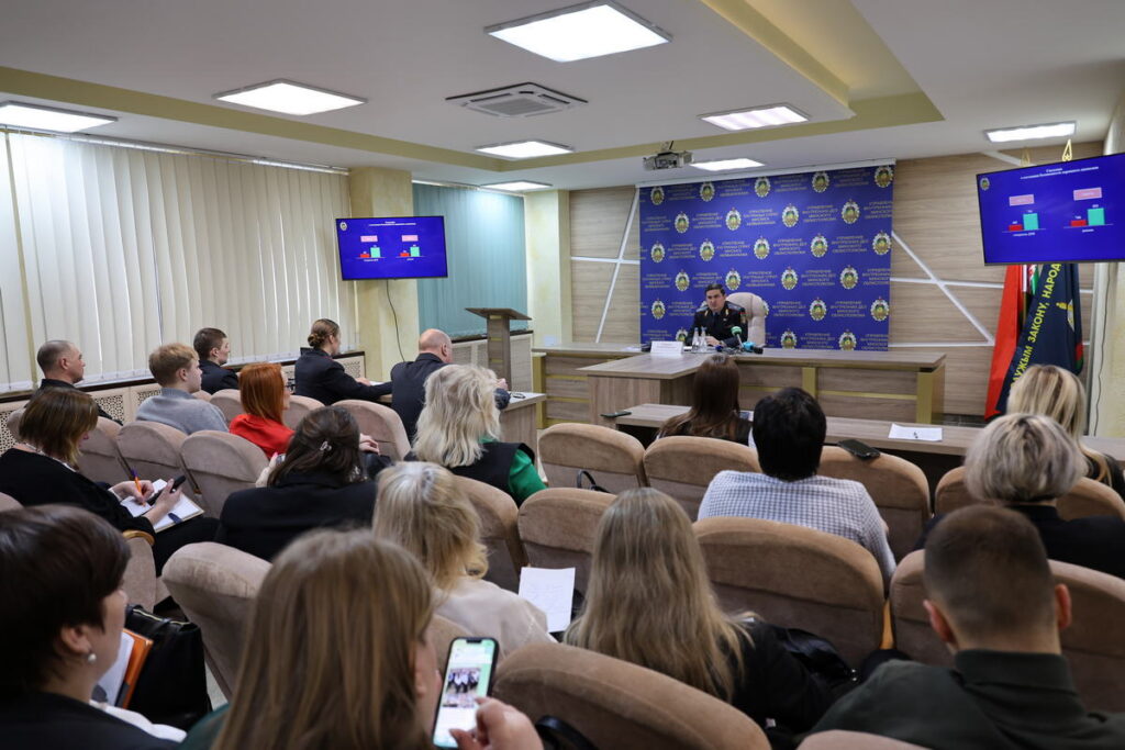 Сколько раз в сутки белорусы вызывают милицию и топ 3 самых популярных схем развода