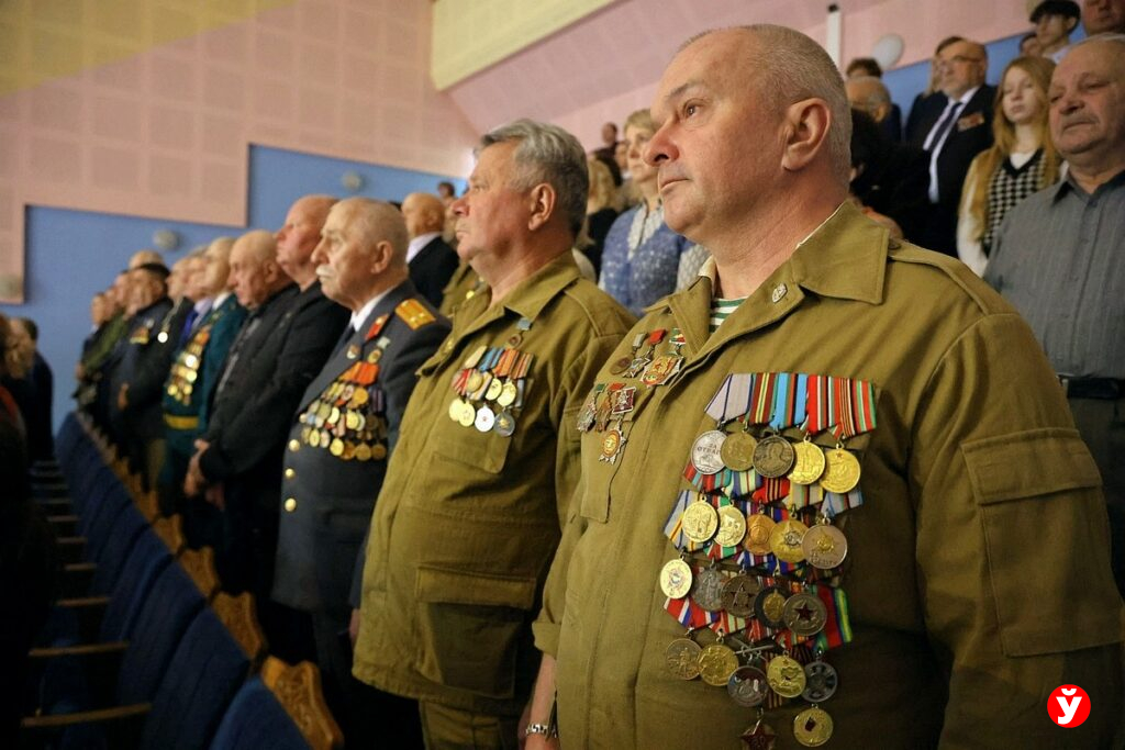 Кушнаренко вручил награды тем, кто прошёл Афганистан и другие горячие точки