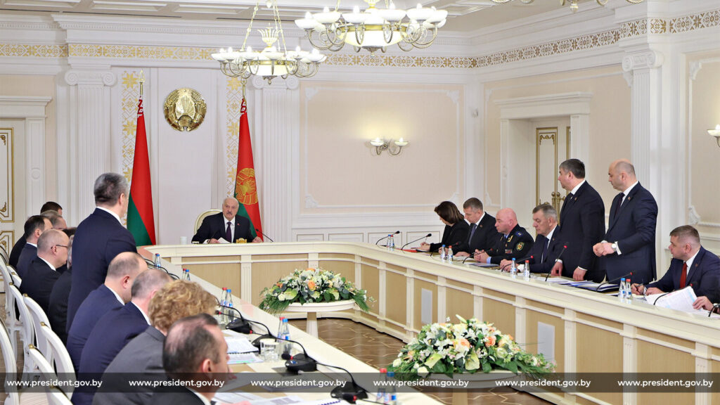 Лукашенко назвал падеж животных «моральным уродством»