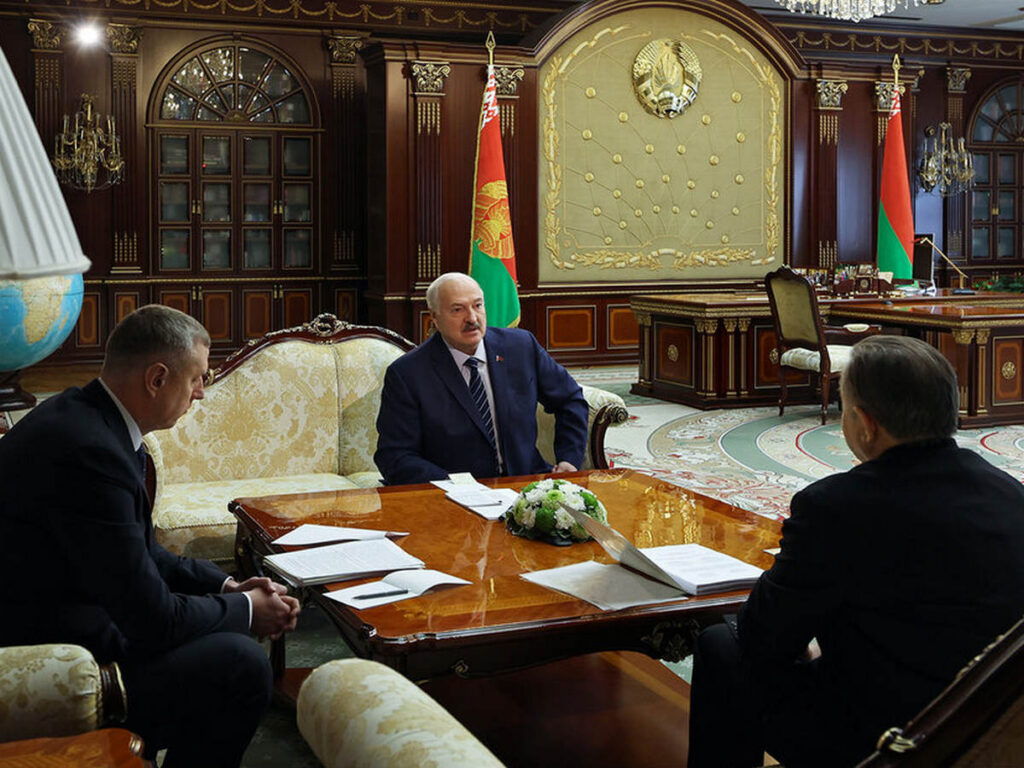 Азарёнок о том, как встреча Глазьева и Лукашенко разметала слухи про неэффективность СГ