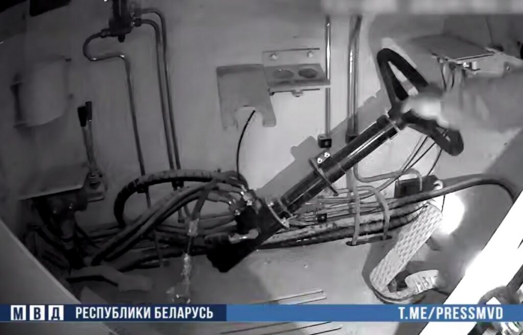 Без сертификата, но за сотни тысяч: в Минской области вскрыли схему при закупке оборудования