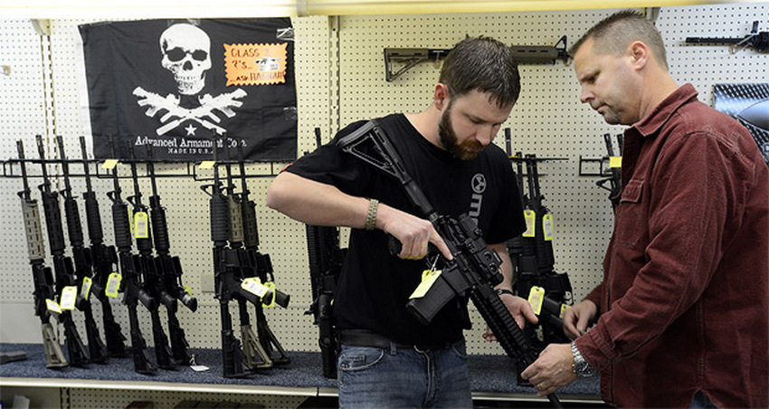 Вирджиния вводит налоги на всё: от Uber до штурмового оружия. Разбор главных инициатив штата