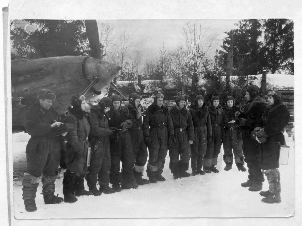 Он погиб, чтобы жить в истории: о подвиге лётчика Павла Бабайлова