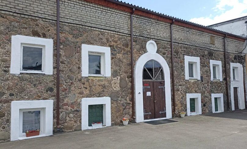 В Мядельском районе продали завод с 200-летней историей – смотрим цену