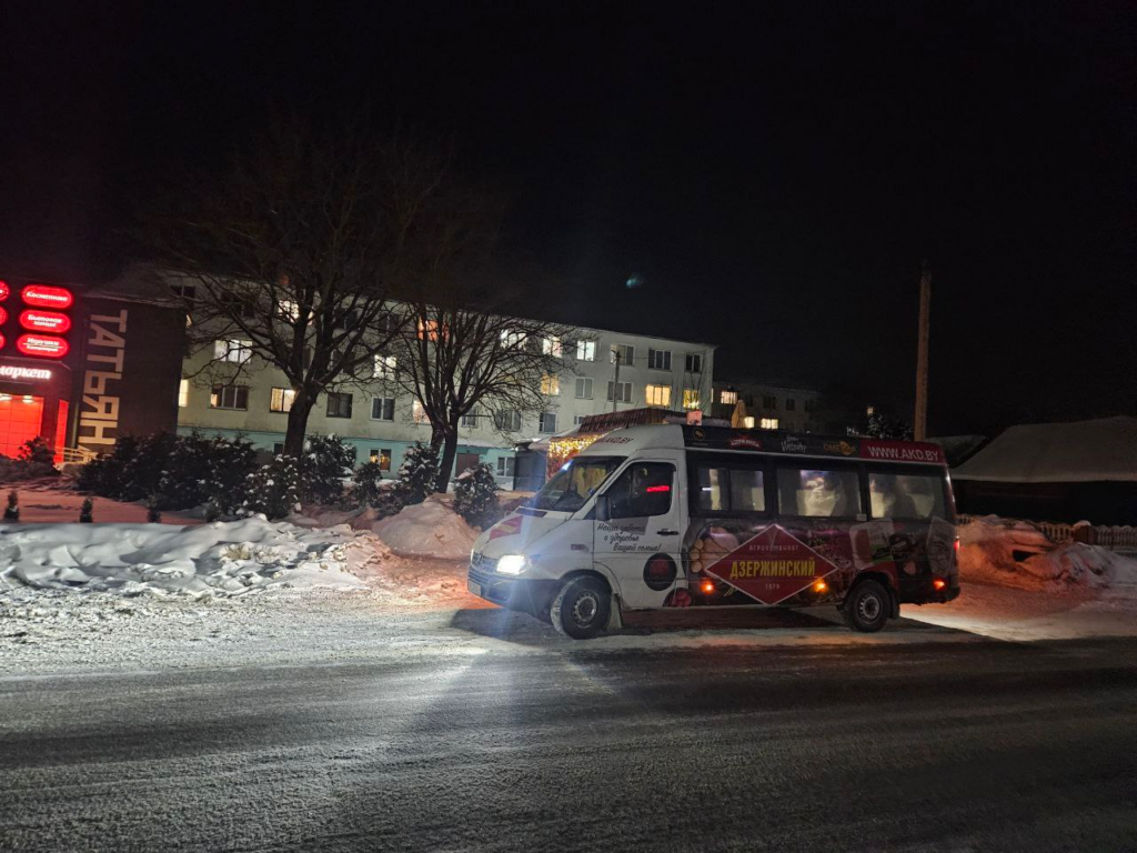 Работа в Минске, жизнь в ожидании маршрутки: что происходит с транспортом в Радошковичах