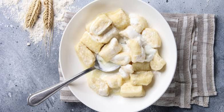 Белая кухня: монохромное меню для хорошего дня