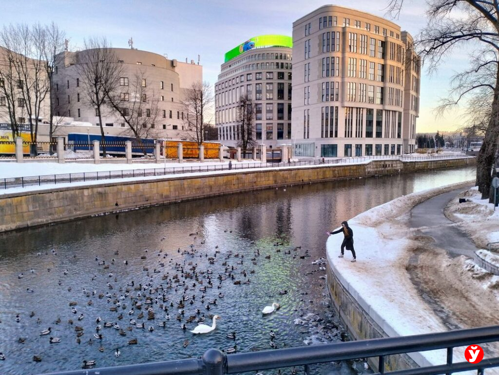 Белорусов ждет потепление – синоптики рассказали о погоде в последнее воскресенье февраля