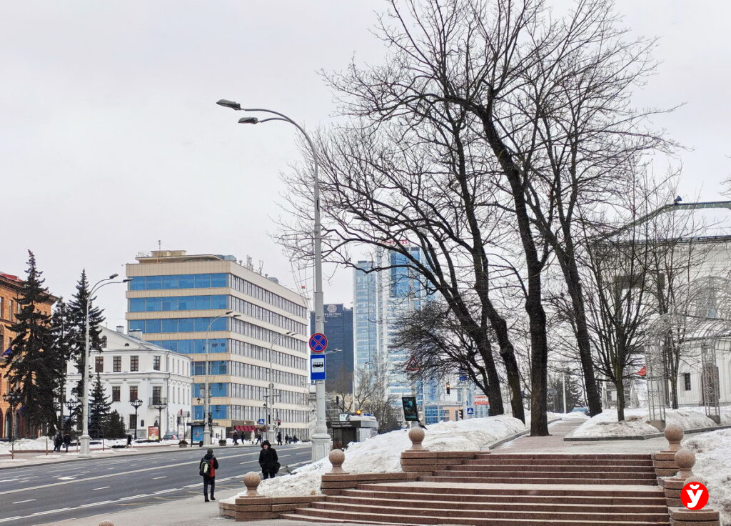 Азарёнок назвал альтернативу действующей власти и предупредил о рисках