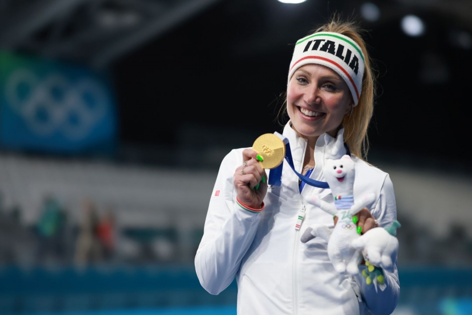 Олимпийские медали Милана ломаются прямо в руках спортсменов — рекордная цена не спасает