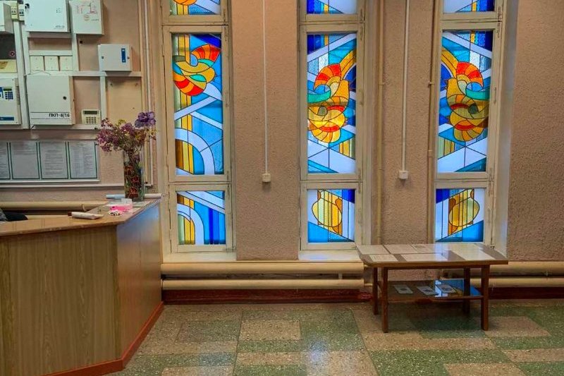 В Гомеле на торги выставили часть фойе школы искусств — всего за 4,69 рубля