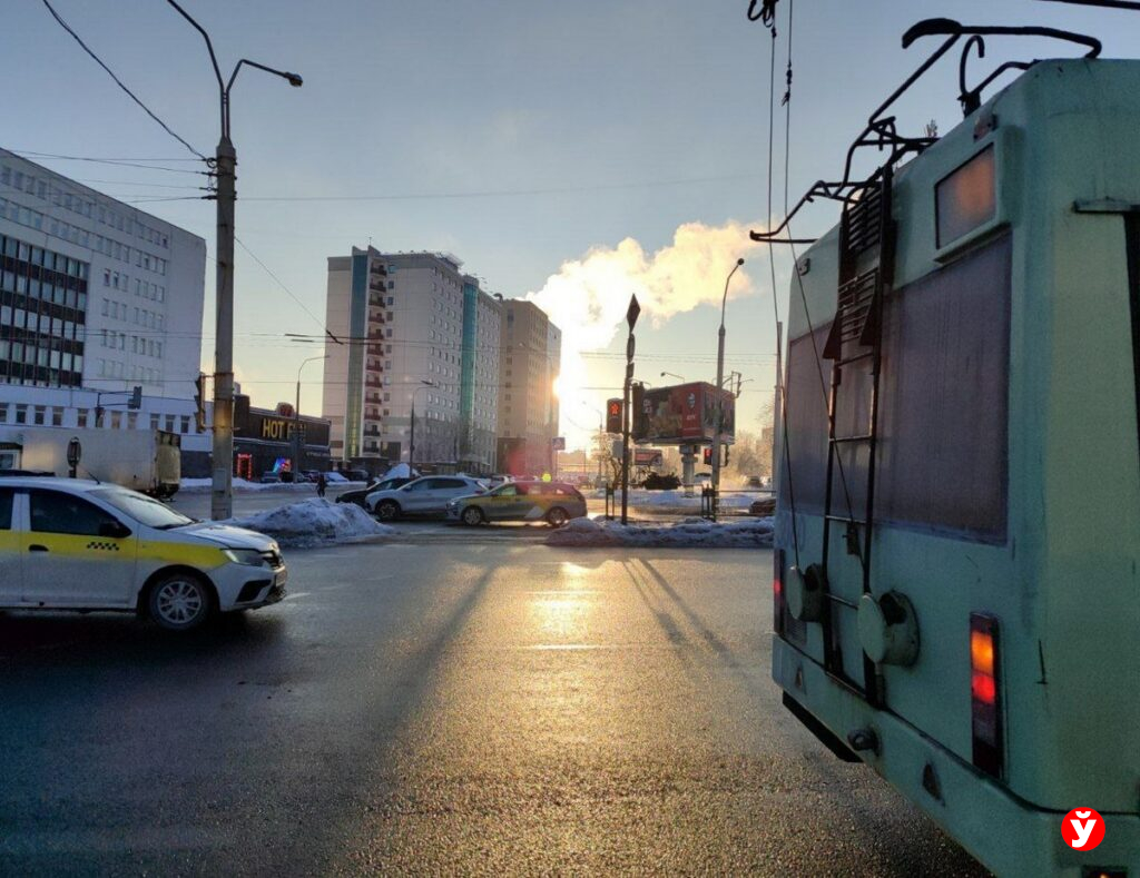 Шок в троллейбусе: новые подробности инцидентов, когда пассажиров било током