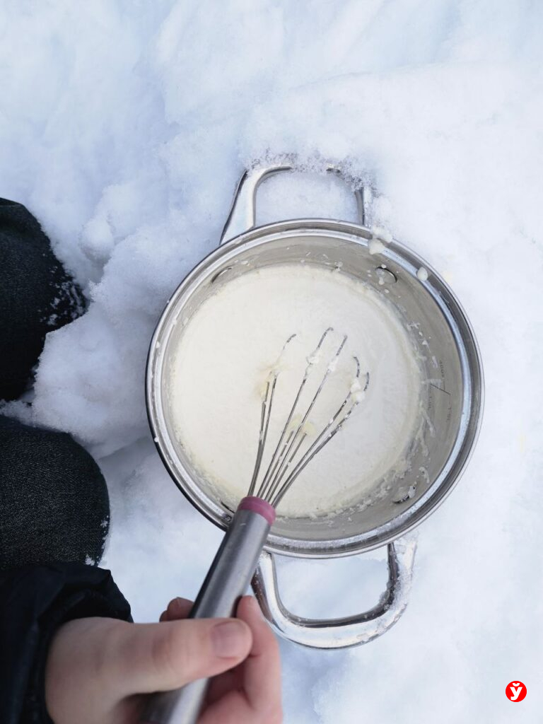 Как сделать мороженое в снегу